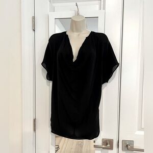 Vince black Silk Tee Vneck size small